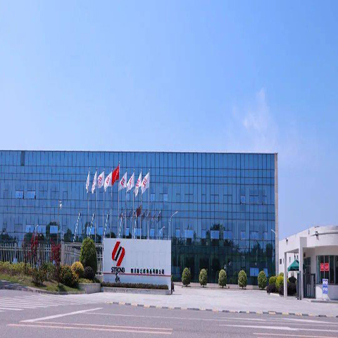 四川喜之郎厂房防火门窗项目